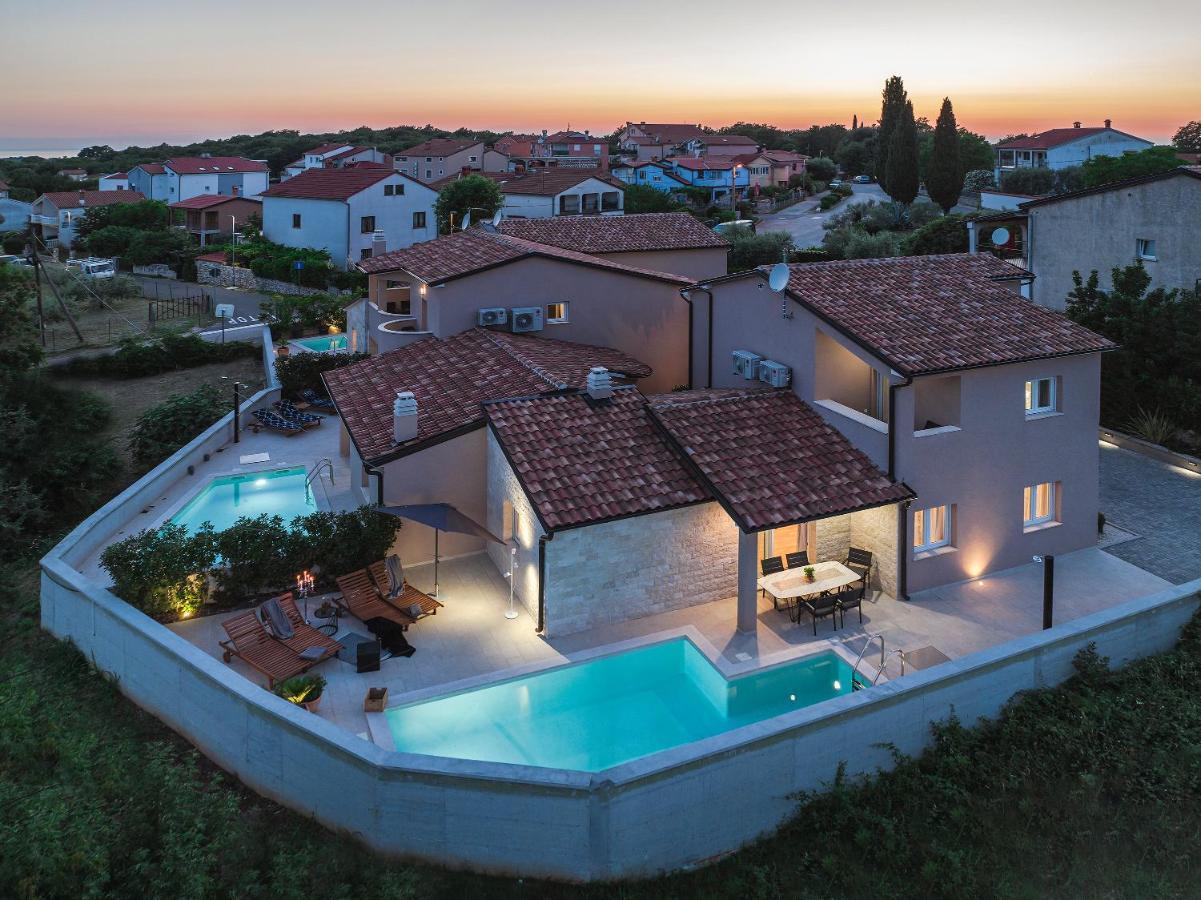 Vila Una With Private Pool Near Rovinj - Open 2022 罗维尼村 外观 照片